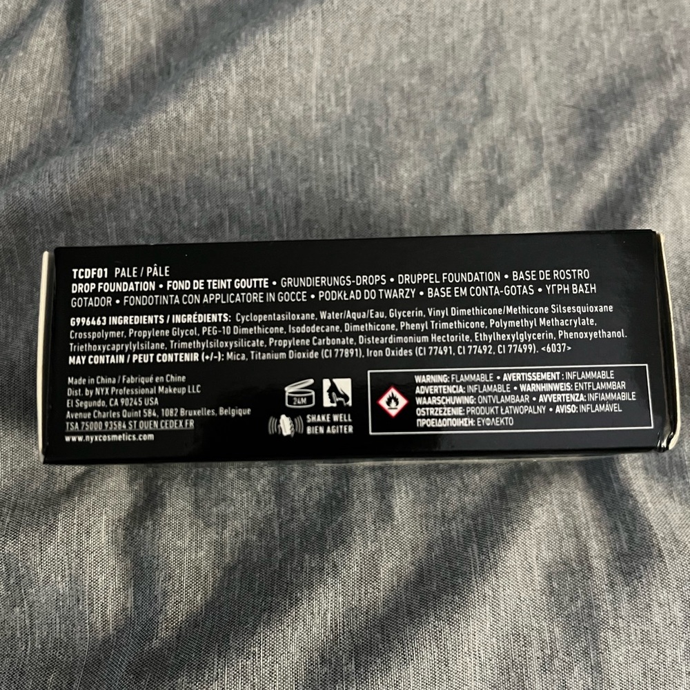 Nyx Total Control Drop Foundation - Picture 2 of 7